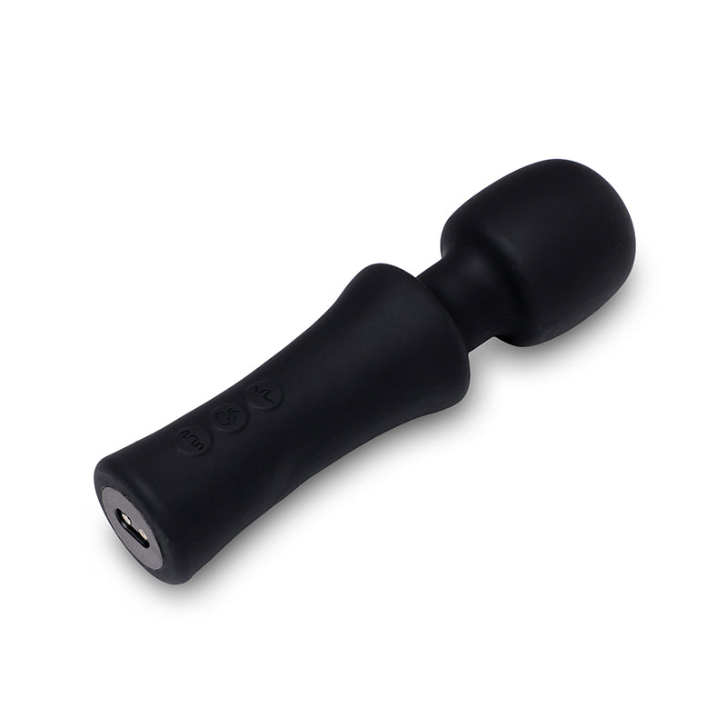 XLR8 Wand Adore